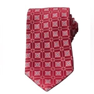 Hugo Boss Silk Geometric Necktie
Neck Tie Made In Italy